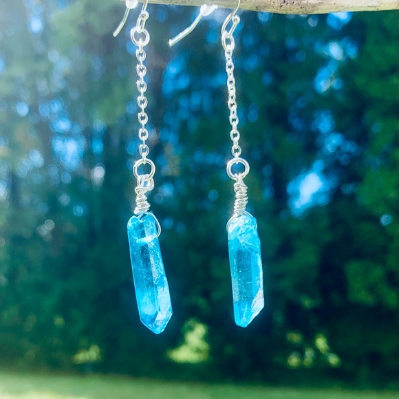 Aqua Quartz Crystal Dangle Earrings - Picture 4 of 6